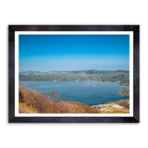 TOY-LAK-PHO-1 Lake Toya Photo Art